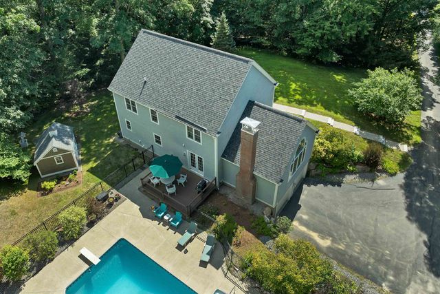 52 Riverdale Road, New Boston, NH 03070