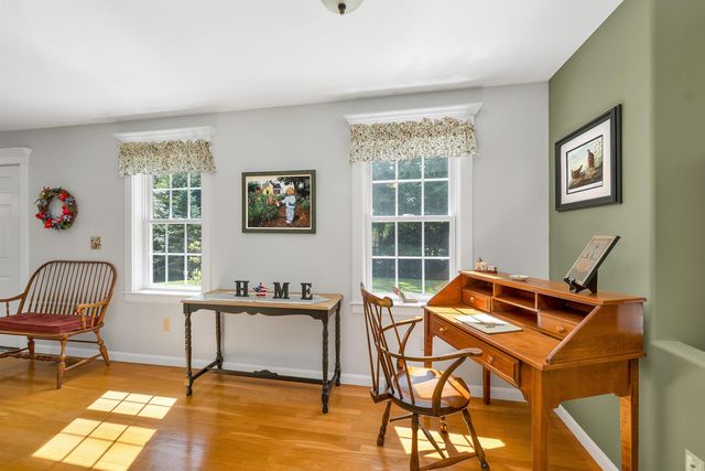 52 Riverdale Road, New Boston, NH 03070