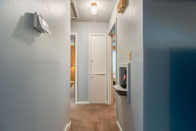 905 Windsor Drive, Salina, KS 67401