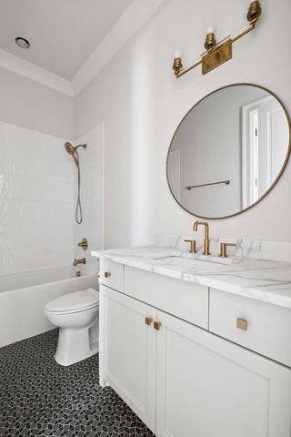 3420A Golf Club Ln, Nashville, TN 37215