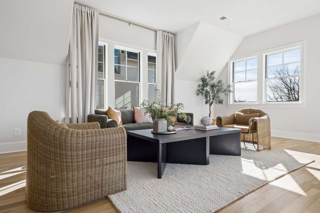 3420A Golf Club Ln, Nashville, TN 37215