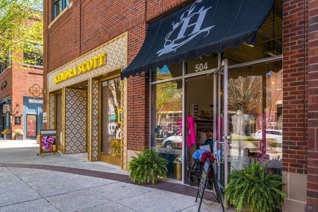 3420A Golf Club Ln, Nashville, TN 37215