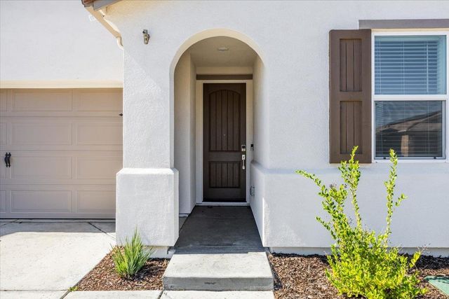 3363 Apollo Ct, Folsom, CA 95630