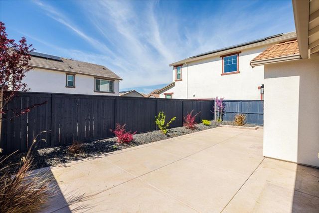 3363 Apollo Ct, Folsom, CA 95630