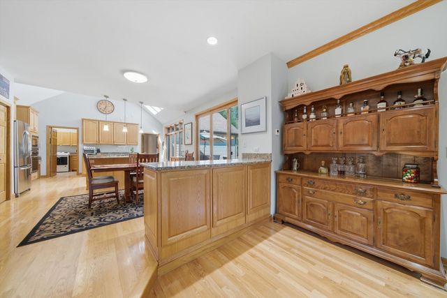 26165 N GREENBRIAR Court, Lake Barrington, IL 60084