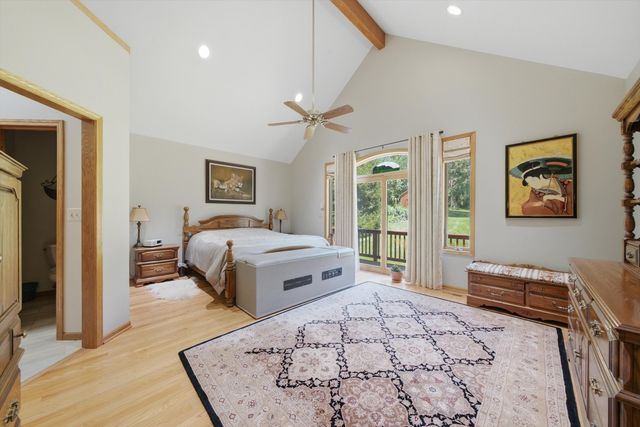26165 N GREENBRIAR Court, Lake Barrington, IL 60084