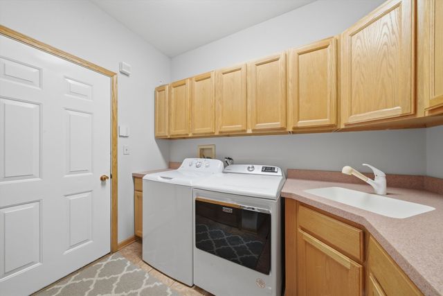 26165 N GREENBRIAR Court, Lake Barrington, IL 60084