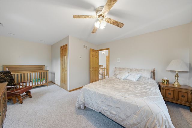 26165 N GREENBRIAR Court, Lake Barrington, IL 60084