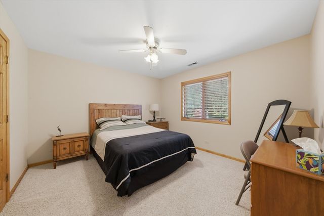 26165 N GREENBRIAR Court, Lake Barrington, IL 60084