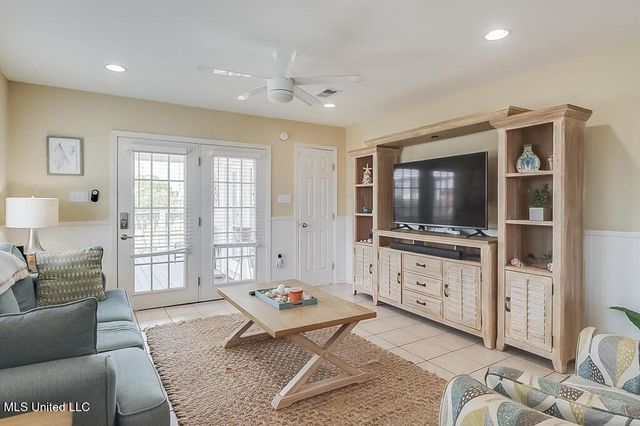 5076 Utah Street, Bay Saint Louis, MS 39520