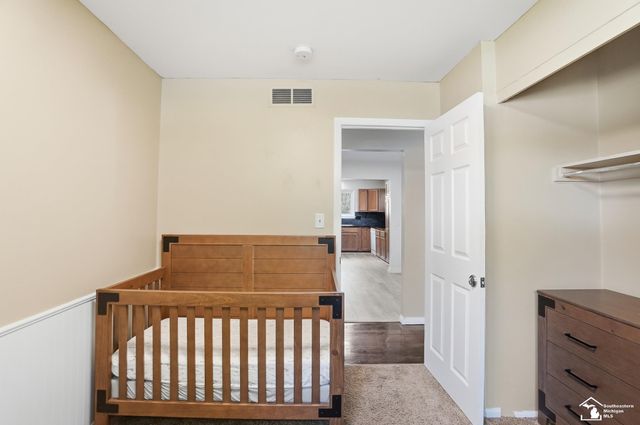 415 Theodore Drive, Monroe, MI 48162