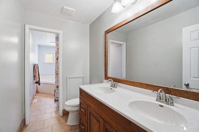 415 Theodore Drive, Monroe, MI 48162