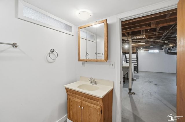 415 Theodore Drive, Monroe, MI 48162