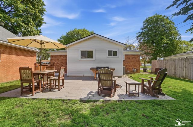 415 Theodore Drive, Monroe, MI 48162