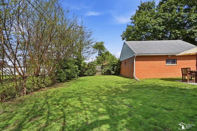 415 Theodore Drive, Monroe, MI 48162