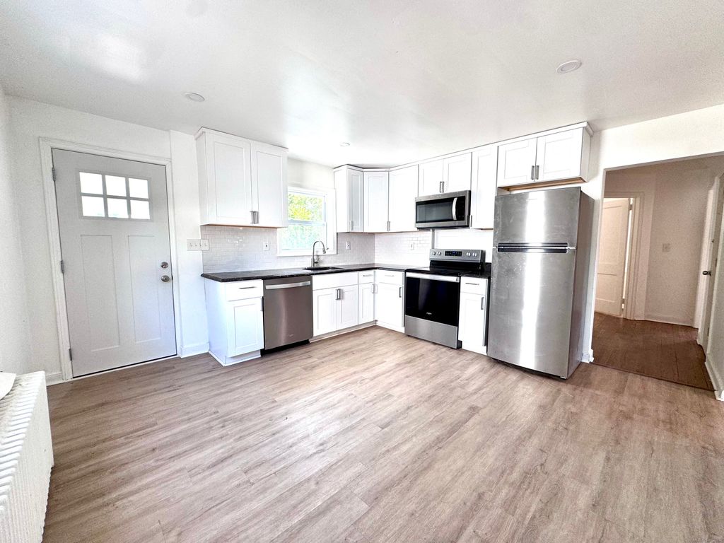 147 Cornhill Street, Bridgeport, CT 06606