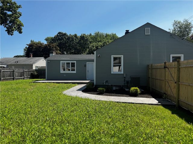 496 Beverage Hill Avenue, Pawtucket, RI 02961