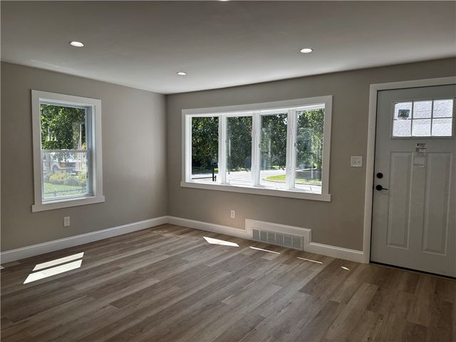 496 Beverage Hill Avenue, Pawtucket, RI 02961