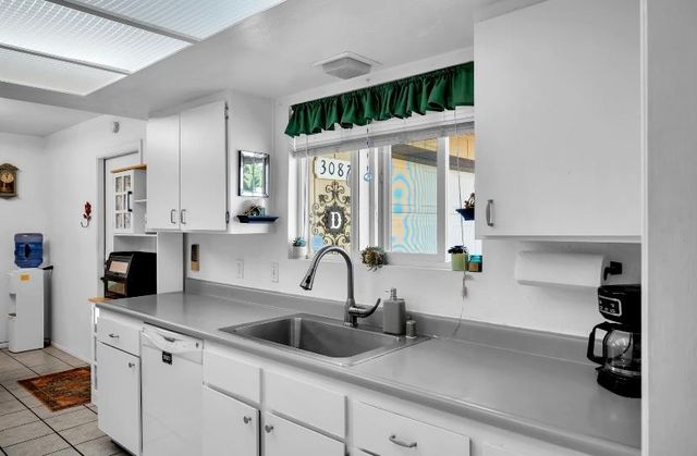 3087 Camino Ct, Camino, CA 95709