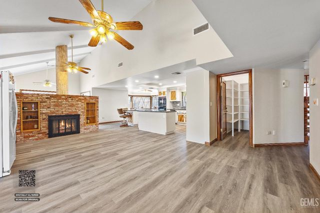 7112 Crestwood Street, Bakersfield, CA 93308