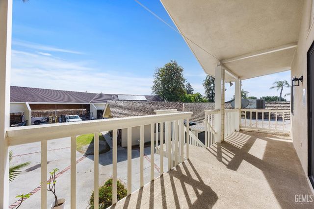 7112 Crestwood Street, Bakersfield, CA 93308