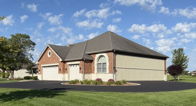25202 S Doolittle Drive, Monee, IL 60449