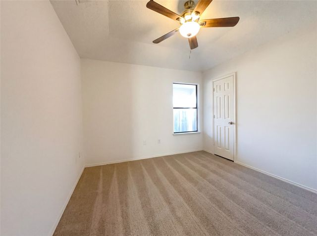 709 Sandy Trail, Fort Worth, TX 76120