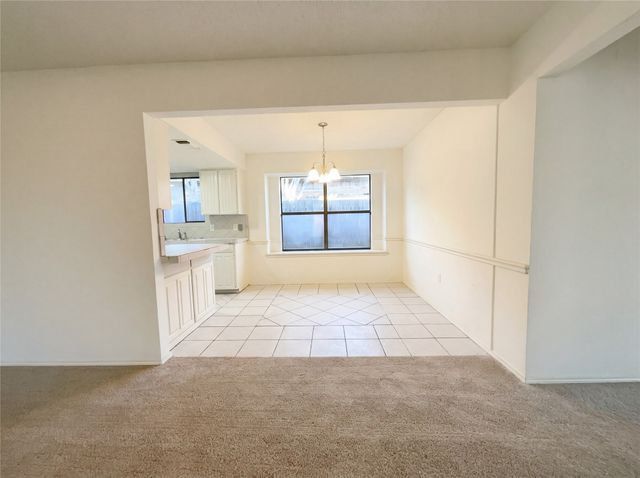 709 Sandy Trail, Fort Worth, TX 76120