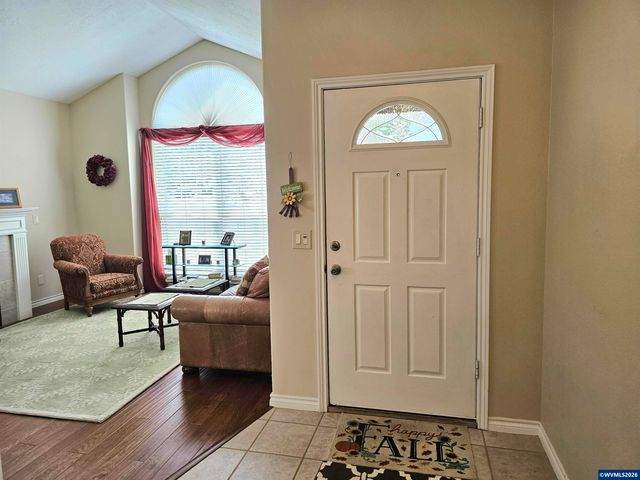 6120 Fairbanks St SE, Salem, OR 97306