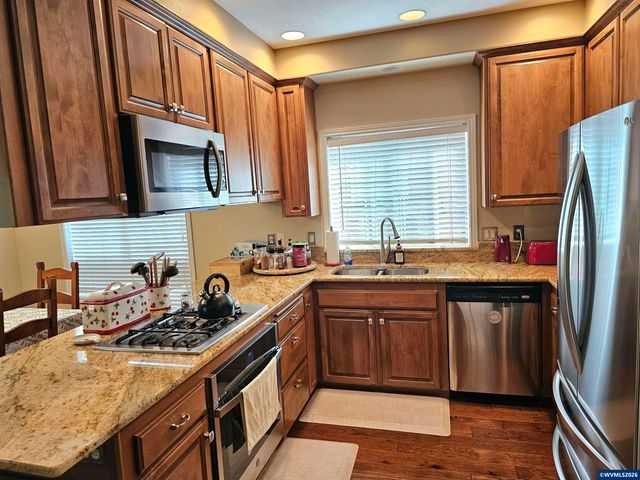 6120 Fairbanks St SE, Salem, OR 97306