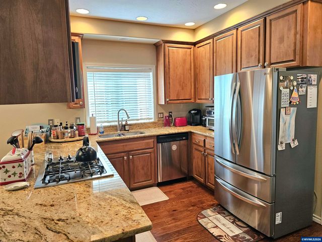 6120 Fairbanks St SE, Salem, OR 97306