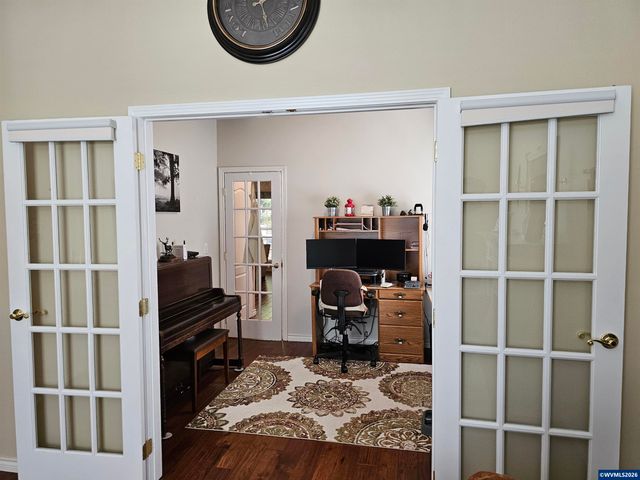 6120 Fairbanks St SE, Salem, OR 97306
