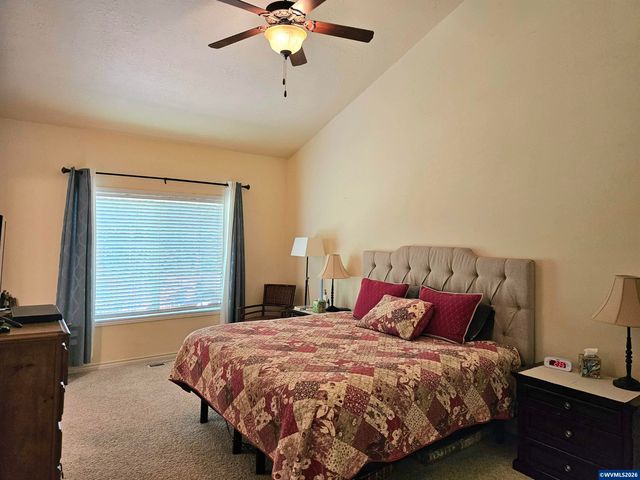 6120 Fairbanks St SE, Salem, OR 97306