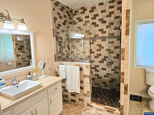 6120 Fairbanks St SE, Salem, OR 97306