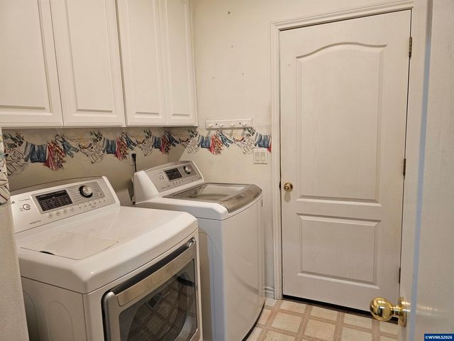 6120 Fairbanks St SE, Salem, OR 97306