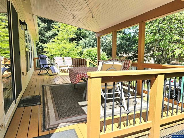6120 Fairbanks St SE, Salem, OR 97306