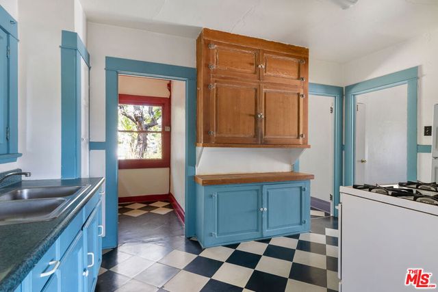 1627 Fargo Street, Los Angeles, CA 90026