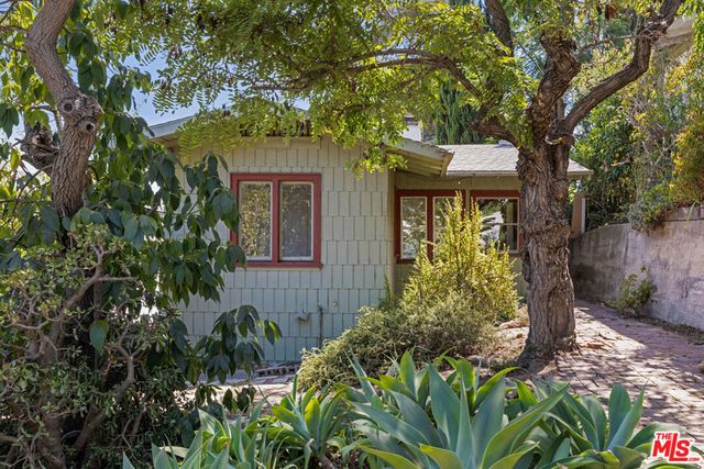 1627 Fargo Street, Los Angeles, CA 90026