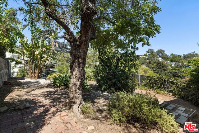 1627 Fargo Street, Los Angeles, CA 90026