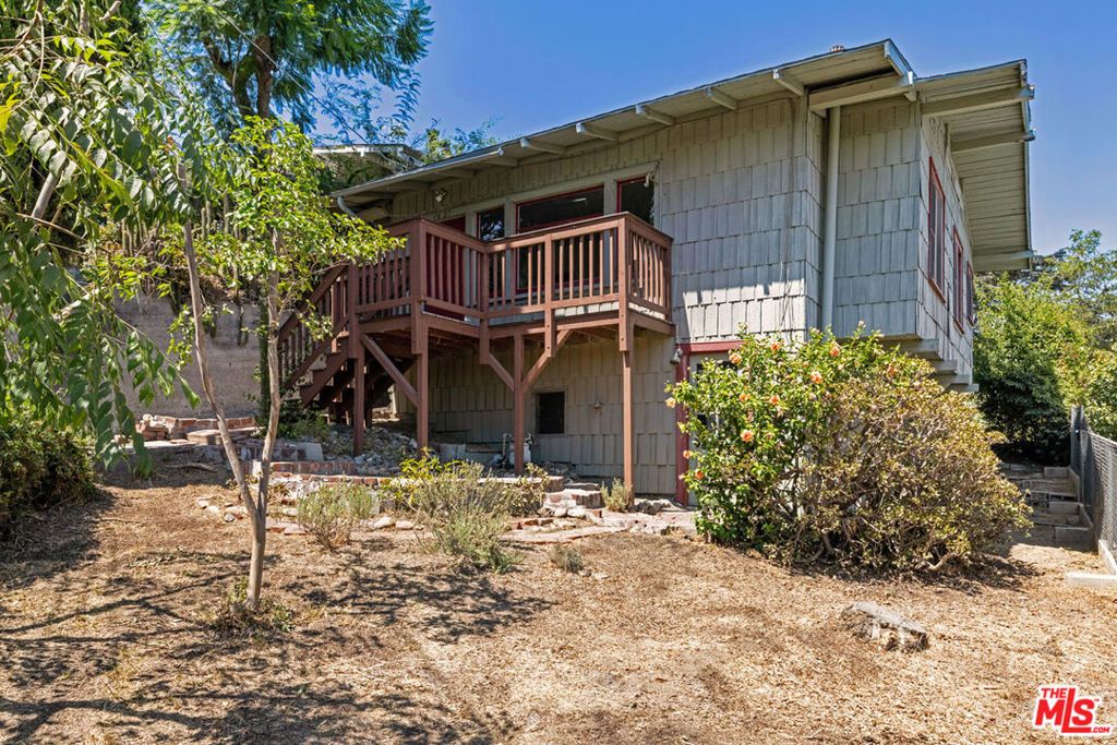 1627 Fargo Street, Los Angeles, CA 90026 — photo 2