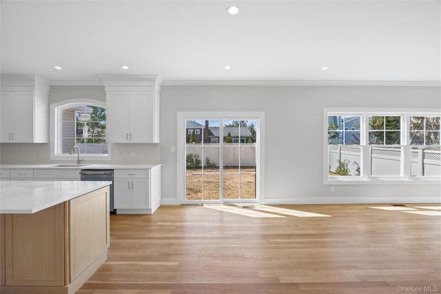 366 Broadway, Massapequa Park, NY 11762