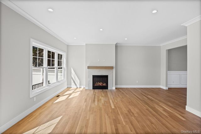 366 Broadway, Massapequa Park, NY 11762