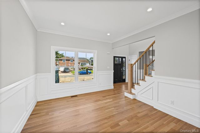 366 Broadway, Massapequa Park, NY 11762