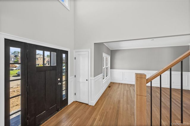 366 Broadway, Massapequa Park, NY 11762
