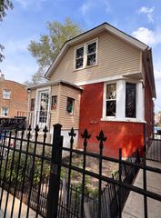 1041 N RIDGEWAY Avenue, Chicago, IL 60651