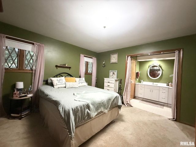 11730 KEVIN Lane, Carterville, IL 62918