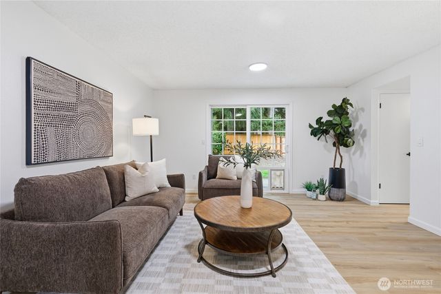 2761 SW 314th Street, Federal Way, WA 98023