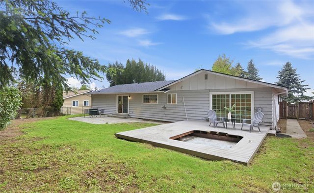 2761 SW 314th Street, Federal Way, WA 98023