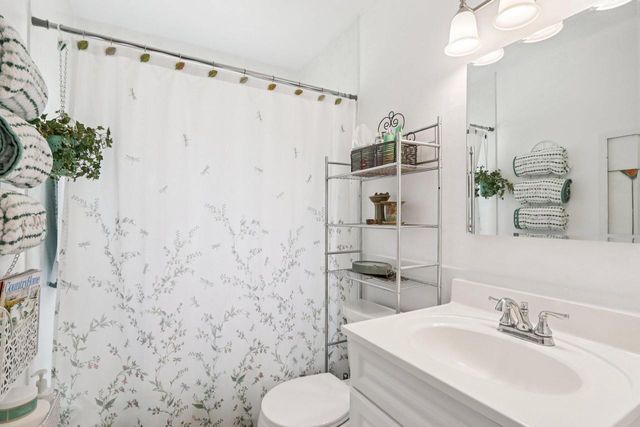 1308 West End ROAD, Waukesha, WI 53188