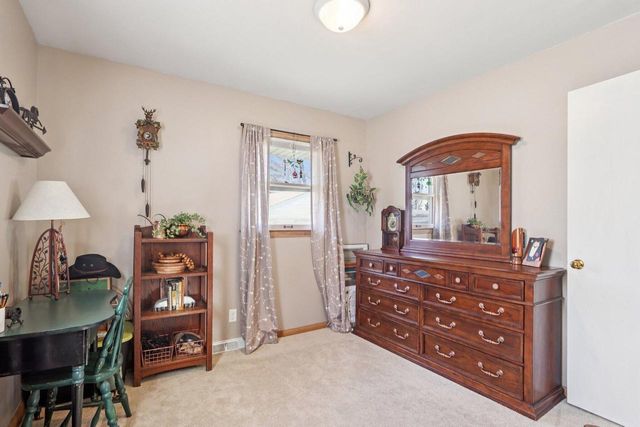 1308 West End ROAD, Waukesha, WI 53188